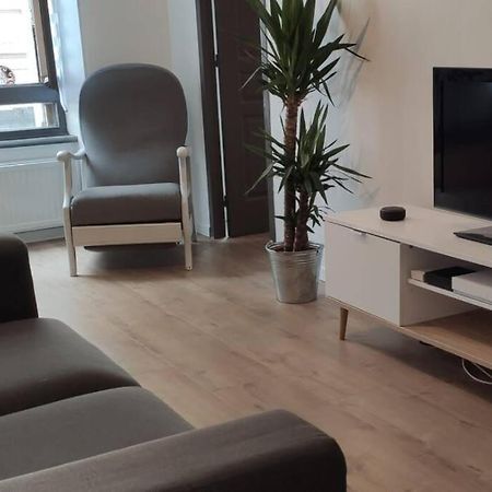 Logement 5 Personnes Proche Cv Et Parking Prive Apartamento Saint-Etienne  Exterior foto